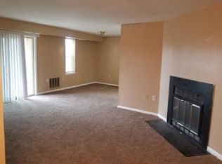 4 Mountbatten Ct APT 203, Baltimore, MD 21207