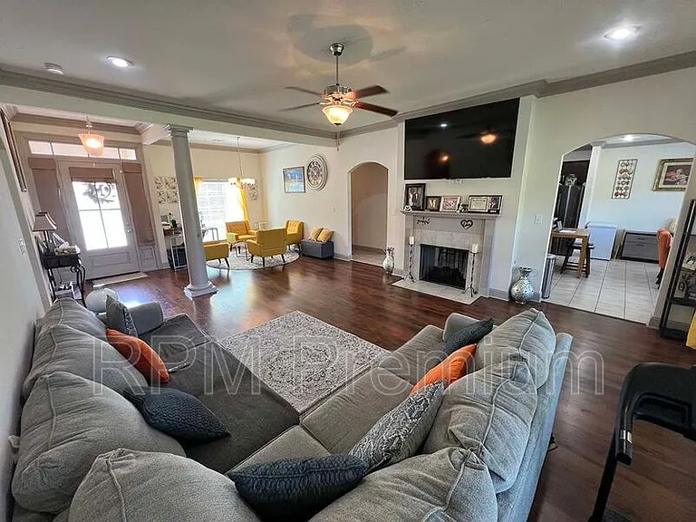 18063 River Landing Dr — Photo 4