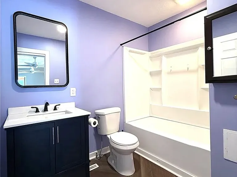 414 Harbor St #414 — Photo 8
