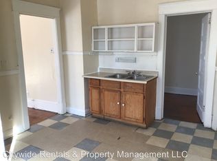 1214 W Vine St #A, Milwaukee, WI 53205