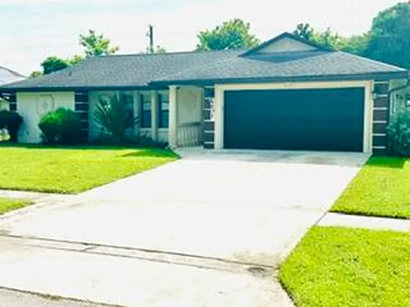 251 Las Palmas Street, Royal Palm Beach, FL 33411