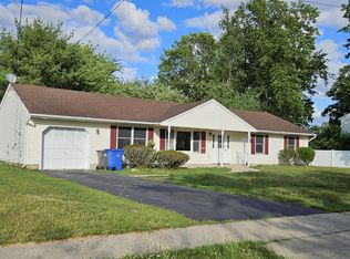 5301 Orchard St, Piscataway, NJ 08854