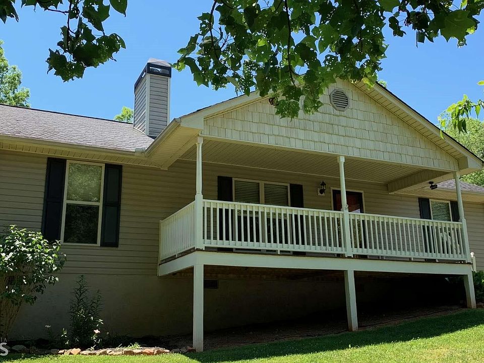 1st image of 716 Beech Cove Dr
