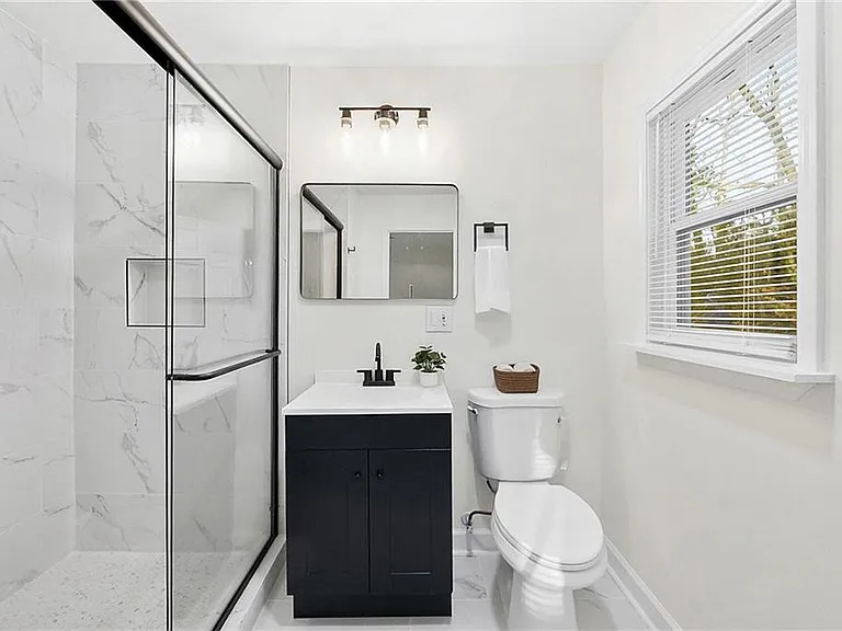 578 Alfred Rd NW — Photo 12