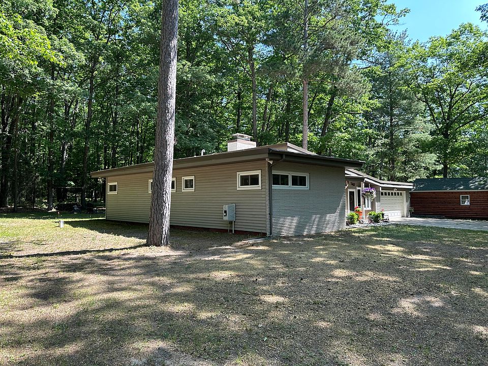 228 Sunflower Dr, MI 48653 Zillow