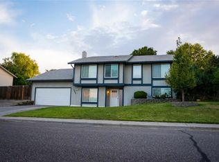 1502 S Ione Pl, Kennewick, WA 99337