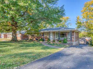 3711 Andora Pl, Saint Louis, MO 63125