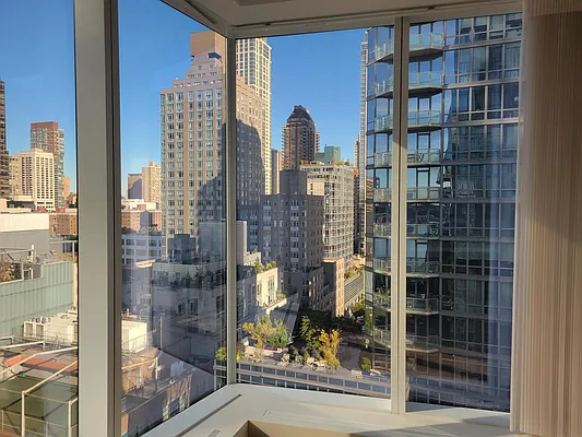 Rented by Oxford Property Group | media 12