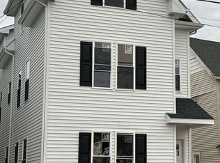 99-101 Johnson St, Bridgeport, CT 06604