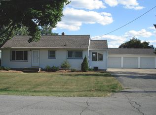 427 Peacock Walk, Jackson, MI 49202