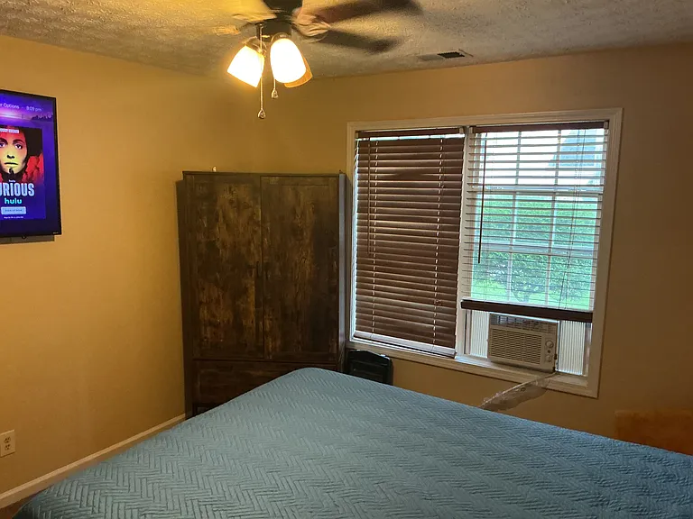 1562 Enchanted Forest Dr — Photo 17