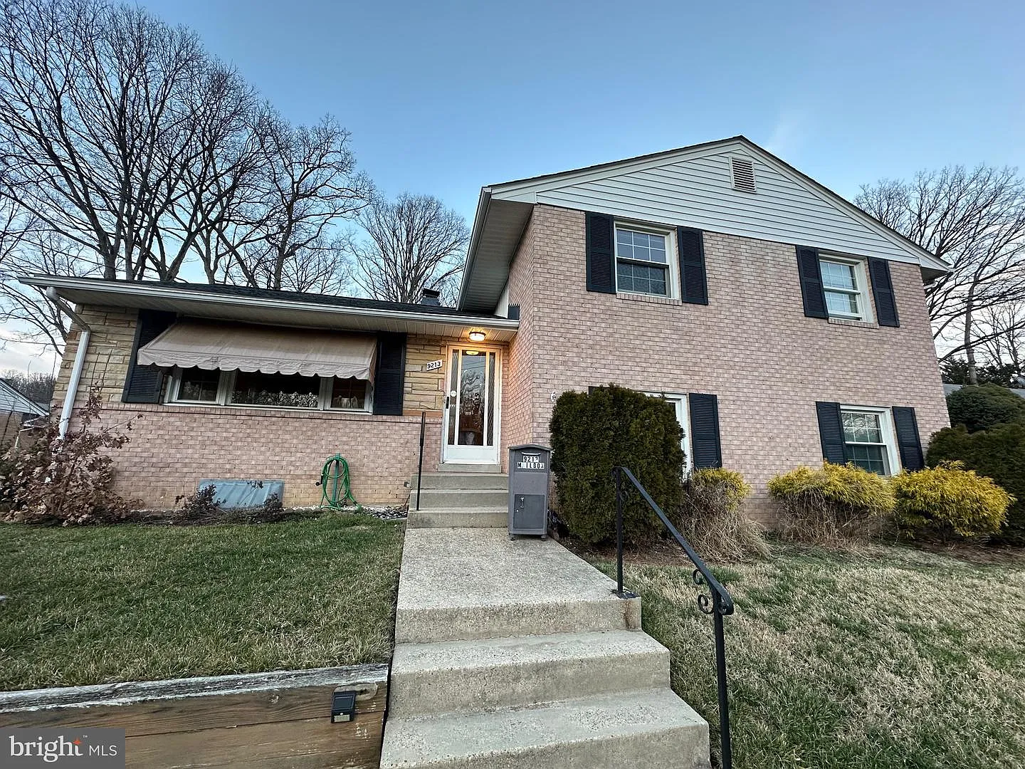 9213 Saint Andrews Pl photo 1
