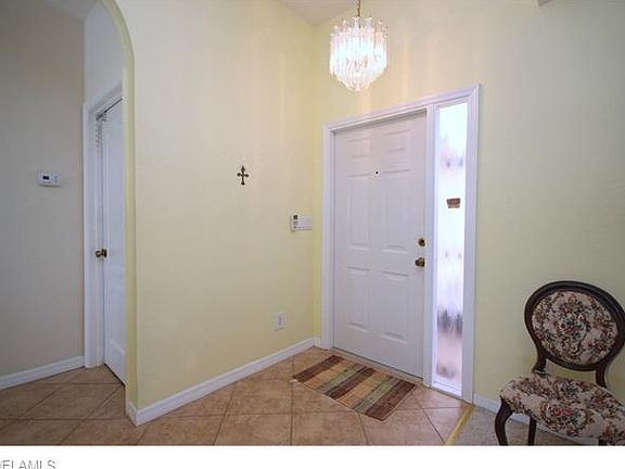 4th image of 4421 SW 14th Ave
