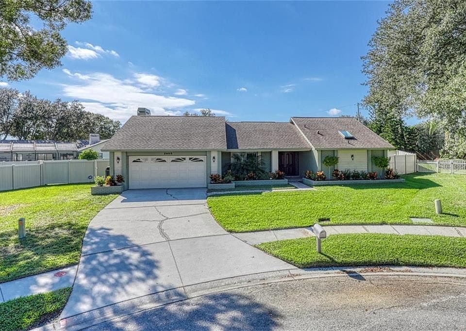 1st image of 2805 Luce Dr S