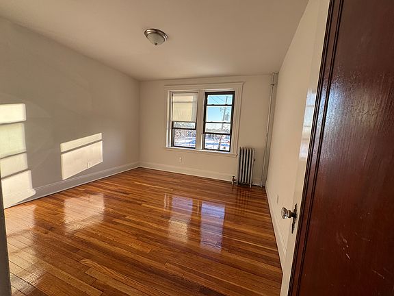 5th image of 30 Bellevue St APT 7