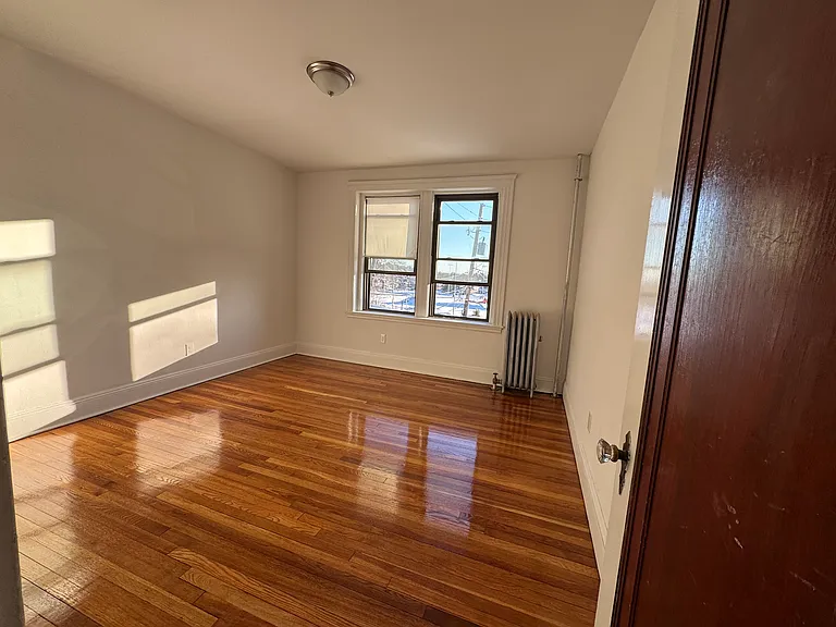 30 Bellevue St #7 — Photo 5