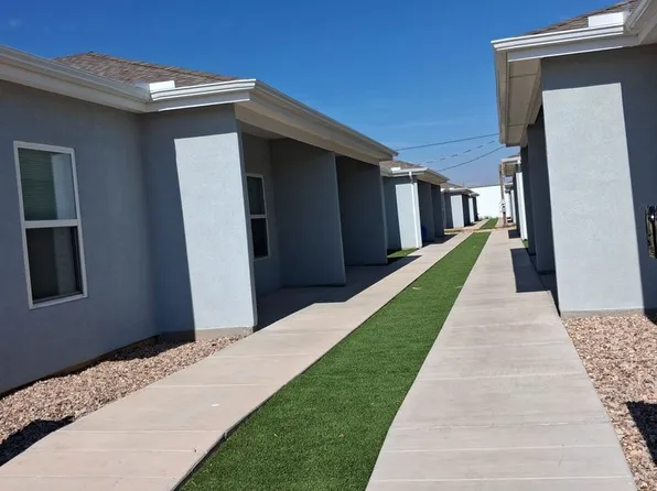 N Ave B 320, 320 N Avenue B #A, Portales, NM 88130