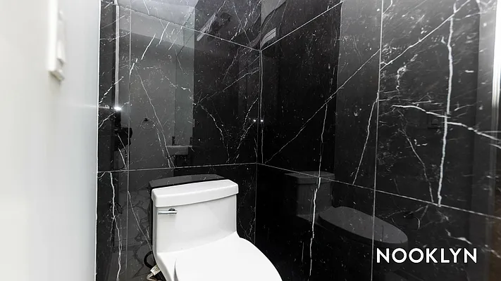 Rented by Nooklyn NYC LLC | media 165