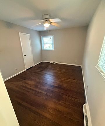 4th image of 4220 Pennydale Dr