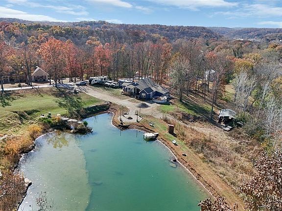 2nd image of 5893 Midridge Dr