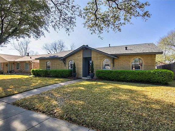 2nd image of 2730 Teakwood Dr