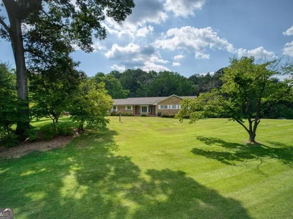 3840 McEachern Farm Dr, Powder Springs, GA 30127