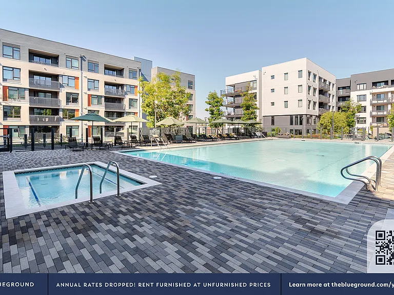 Building's Swimming pool