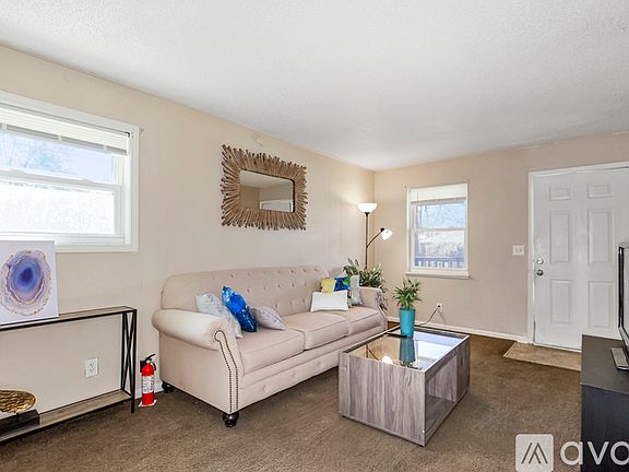 4th image of 13861 E 35th Street Ct S Unit B
