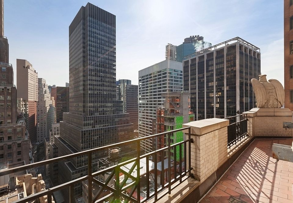1st image of 67 Wall St APT 23J