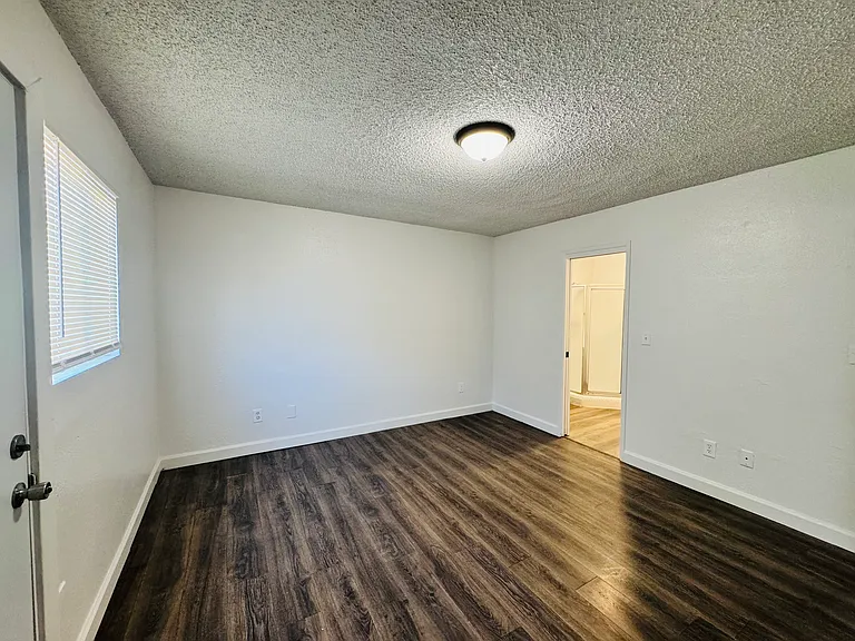 5809 Fairfax Rd #1 — Photo 12