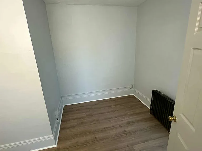 205 W Yates St #2 — Photo 6