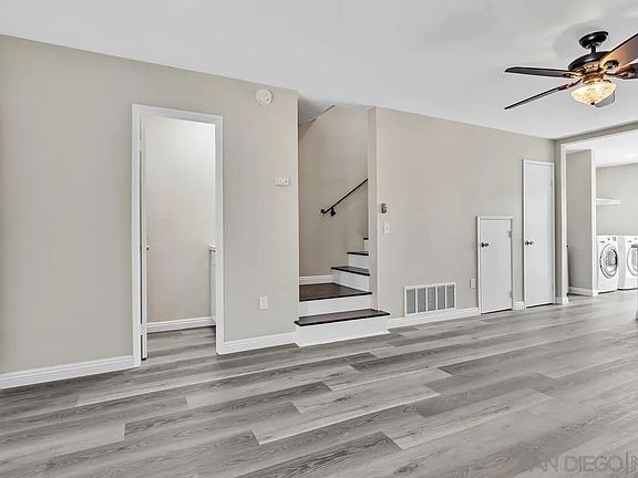 5th image of 888 Cherrywood Way Unit 1