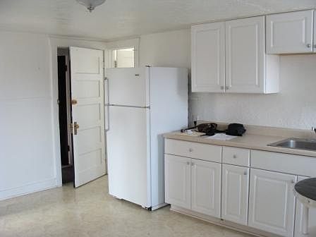 1st image of 410 E Bonneville St APT 6