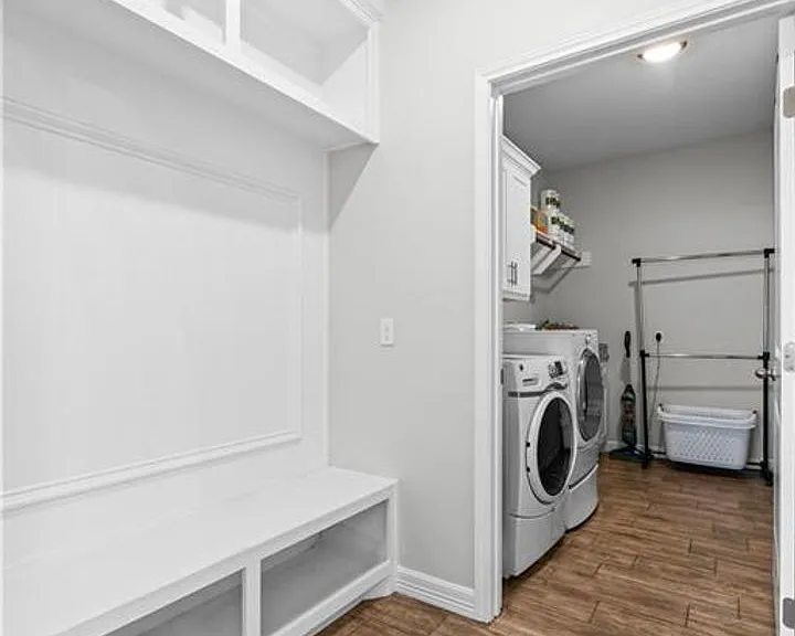 3302 Hadi Dr — Photo 8