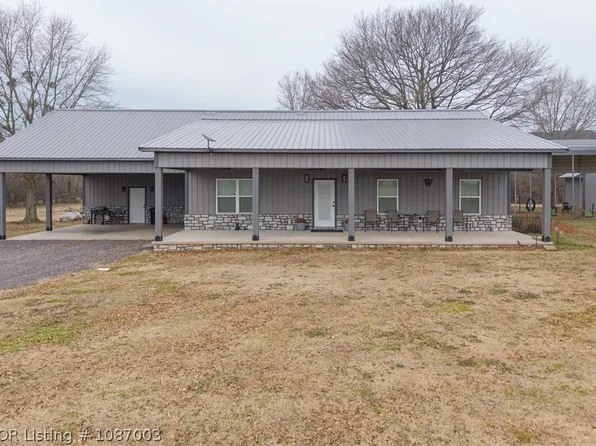 3580 Ivy Ln, Danville, AR 72833