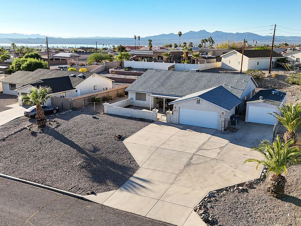 1st image of 2781 Caribbean Dr