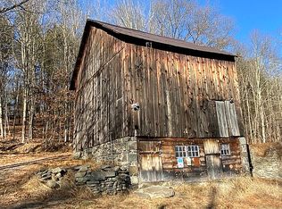 148 Twin Leaf Ln, East Stroudsburg, PA 18301