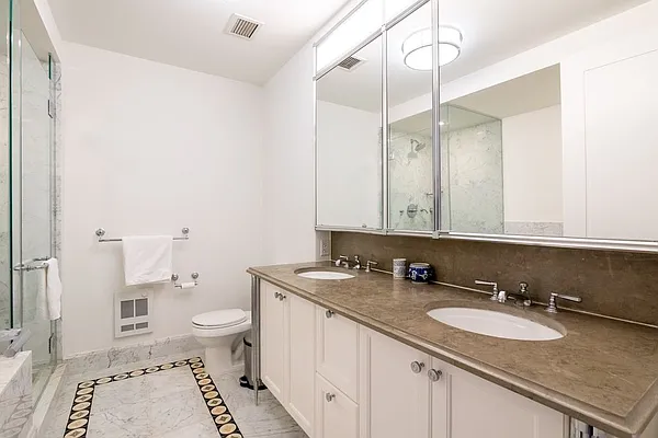 Rented by Manhattan Miami Real Estate | media 22