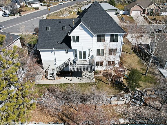 3rd image of 1083 N 700th St E