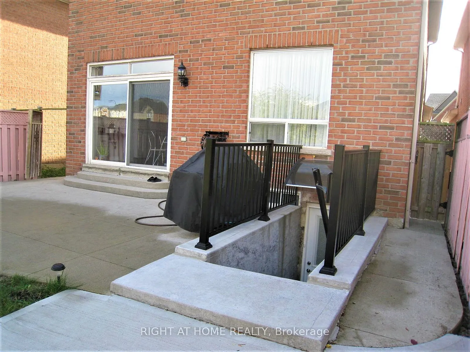 2 bed, $1,930 — Photo 2