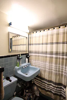 Rented by JK Dansar Corp | media 17