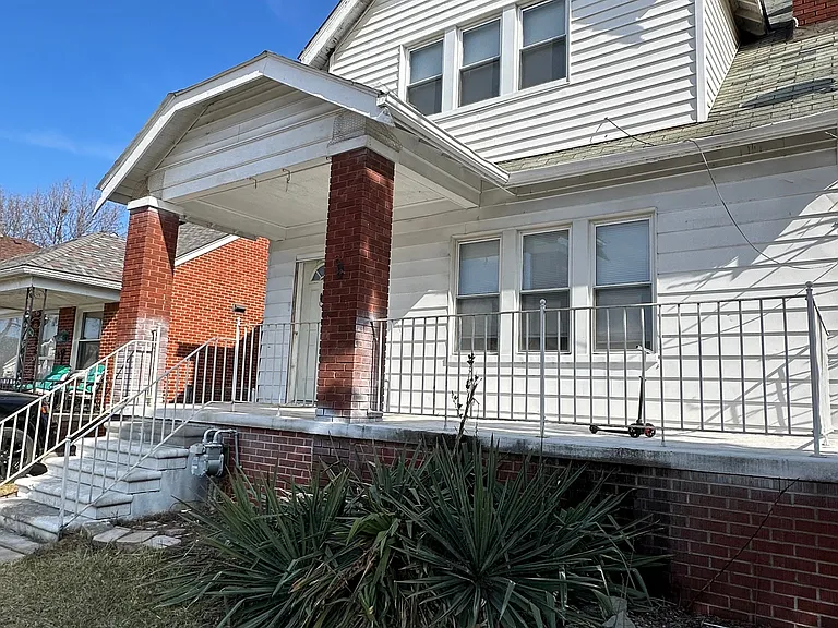 7402 Yinger Ave #1 — Photo 1