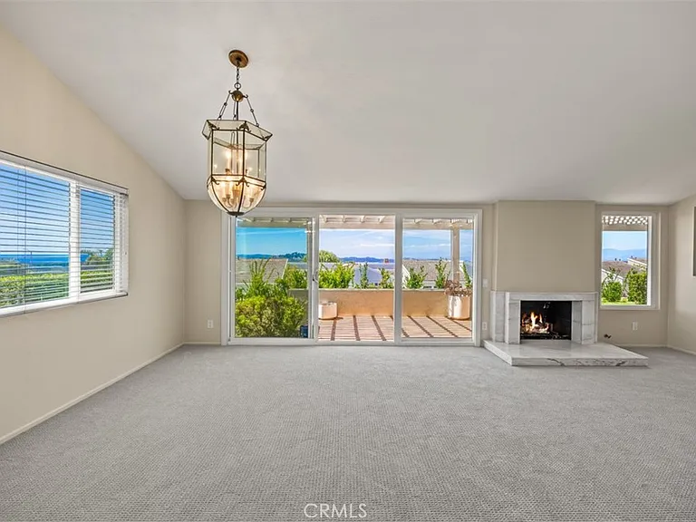 22821 Mariano Dr — Photo 18