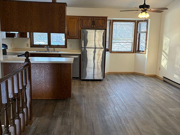 2nd image of 1020 Benedict Dr