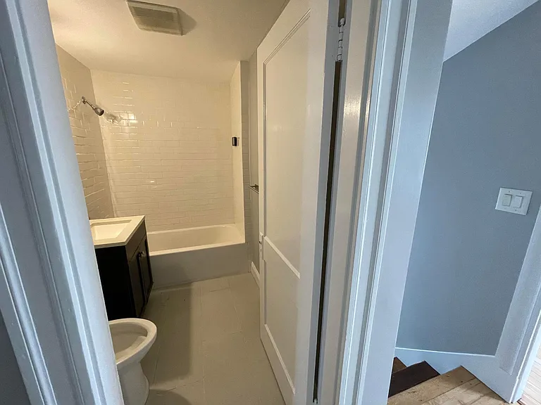 47 Pearl St #2 — Photo 4