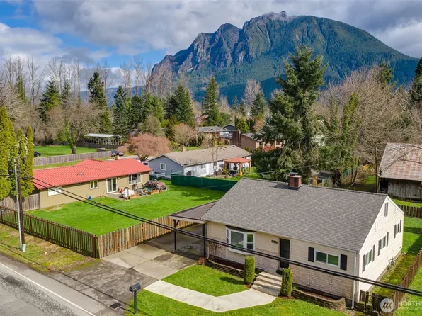 12316 412th Avenue SE, North Bend, WA 98045