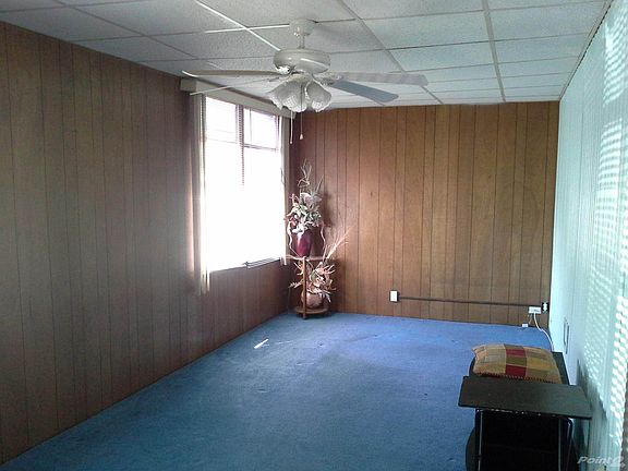 4th image of 224 Green Haven Ln W