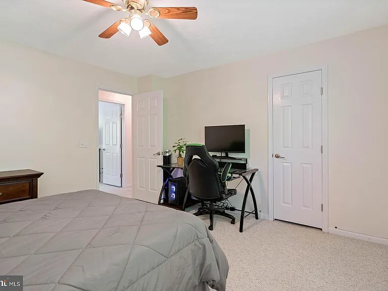 5 Lee Ct — Photo 41