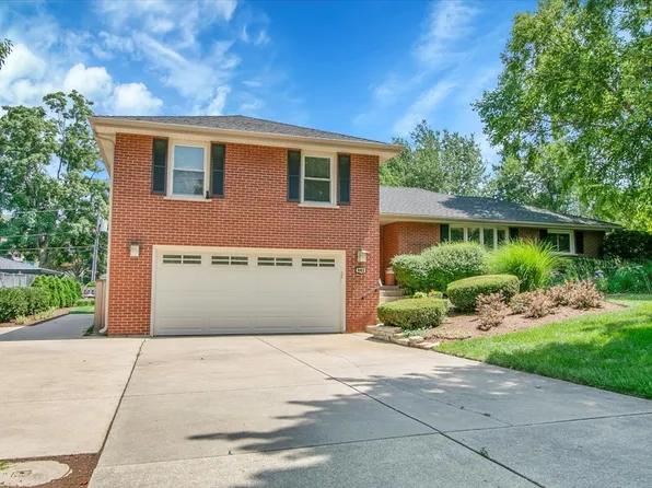 443 S Lombard Rd, Itasca, IL 60143