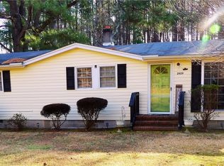 2929 Regina Rd, Lancaster, VA 22503